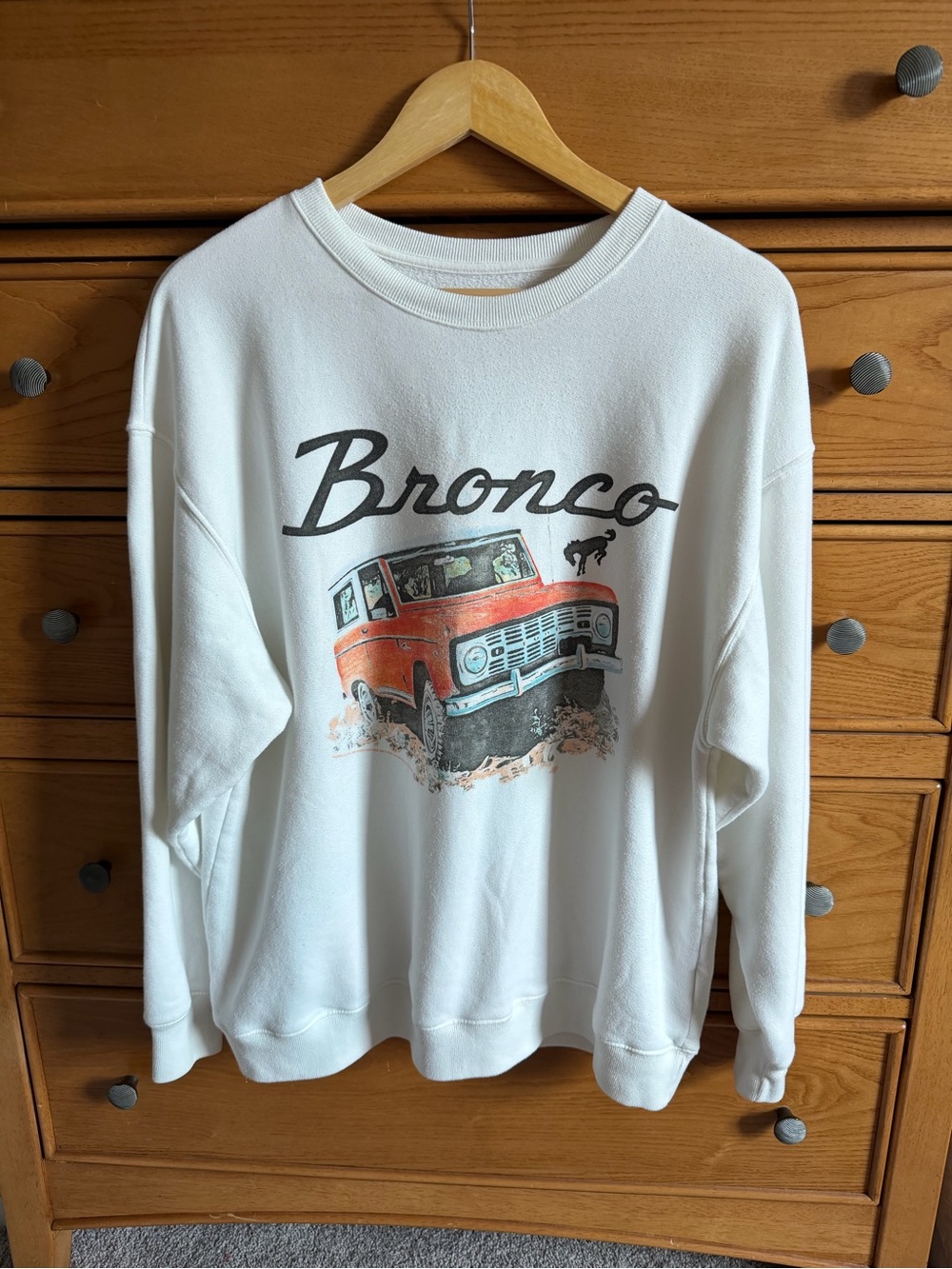 Hollister Bronco Graphic Crewneck Off White Womens Medium Retro Ford 80’s Preppy